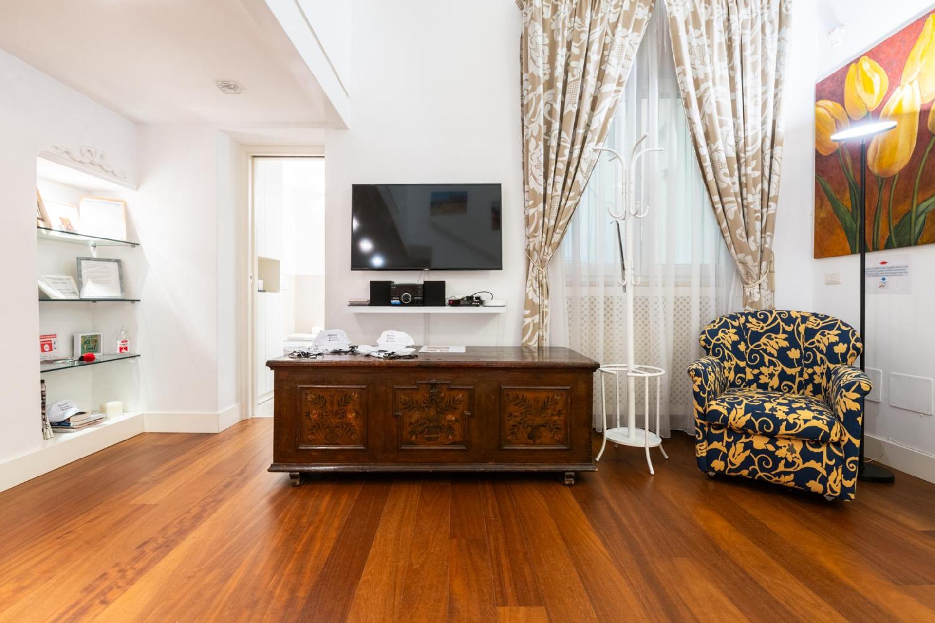 Riccardo Luxury Apartment Барі Екстер'єр фото