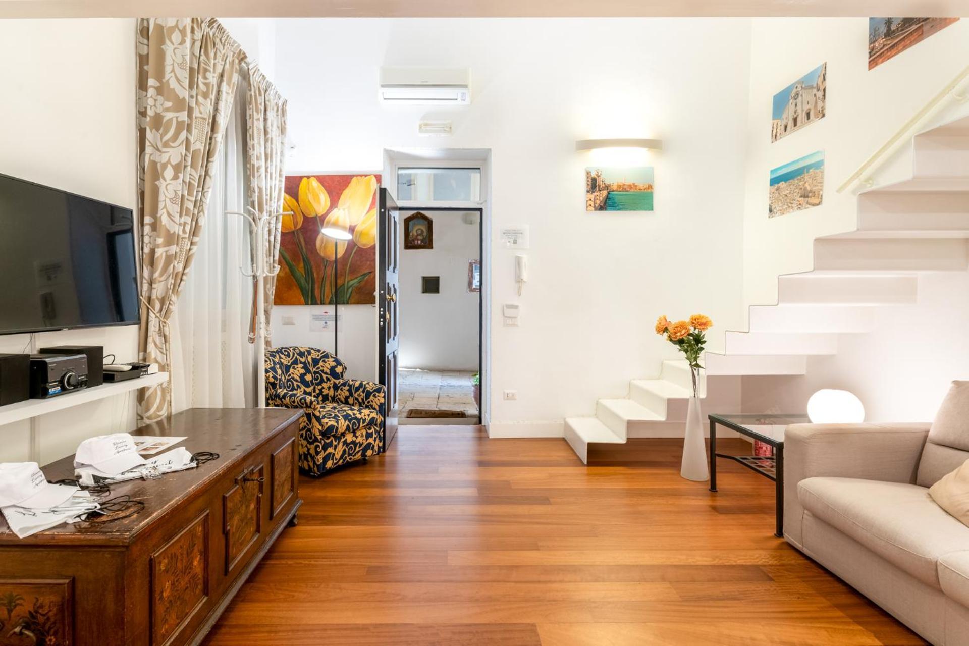Riccardo Luxury Apartment Барі Екстер'єр фото
