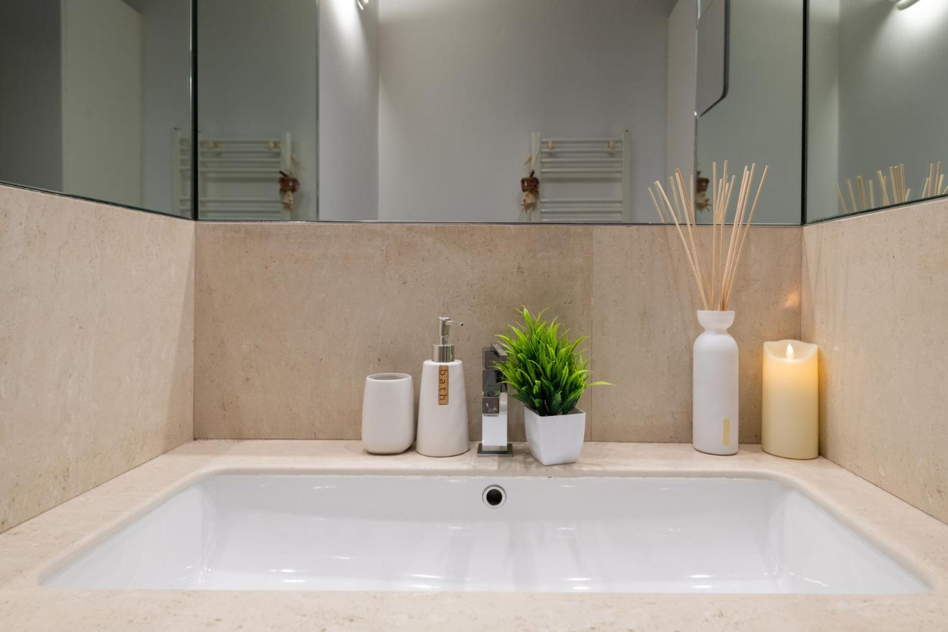 Riccardo Luxury Apartment Барі Екстер'єр фото