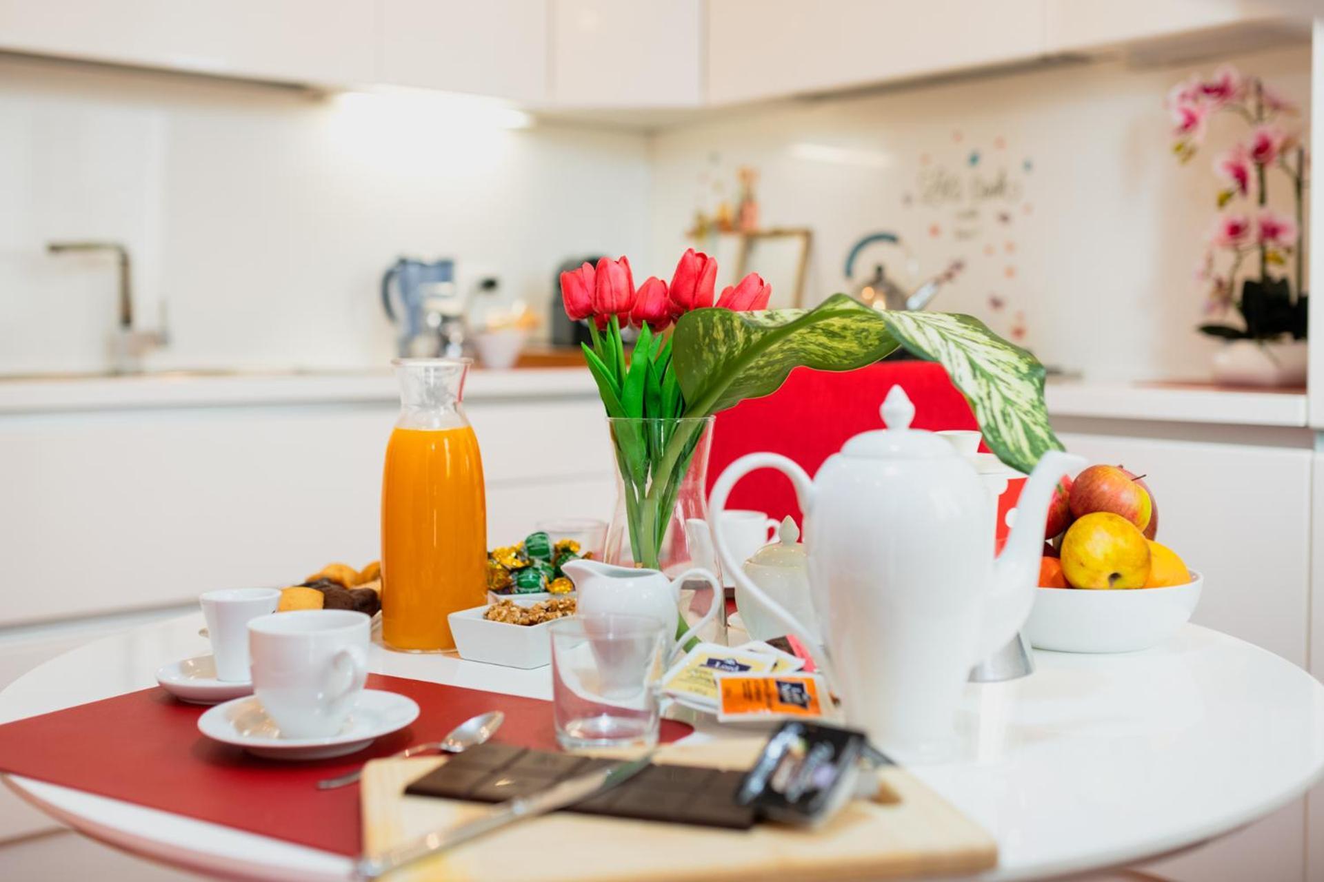 Riccardo Luxury Apartment Барі Екстер'єр фото