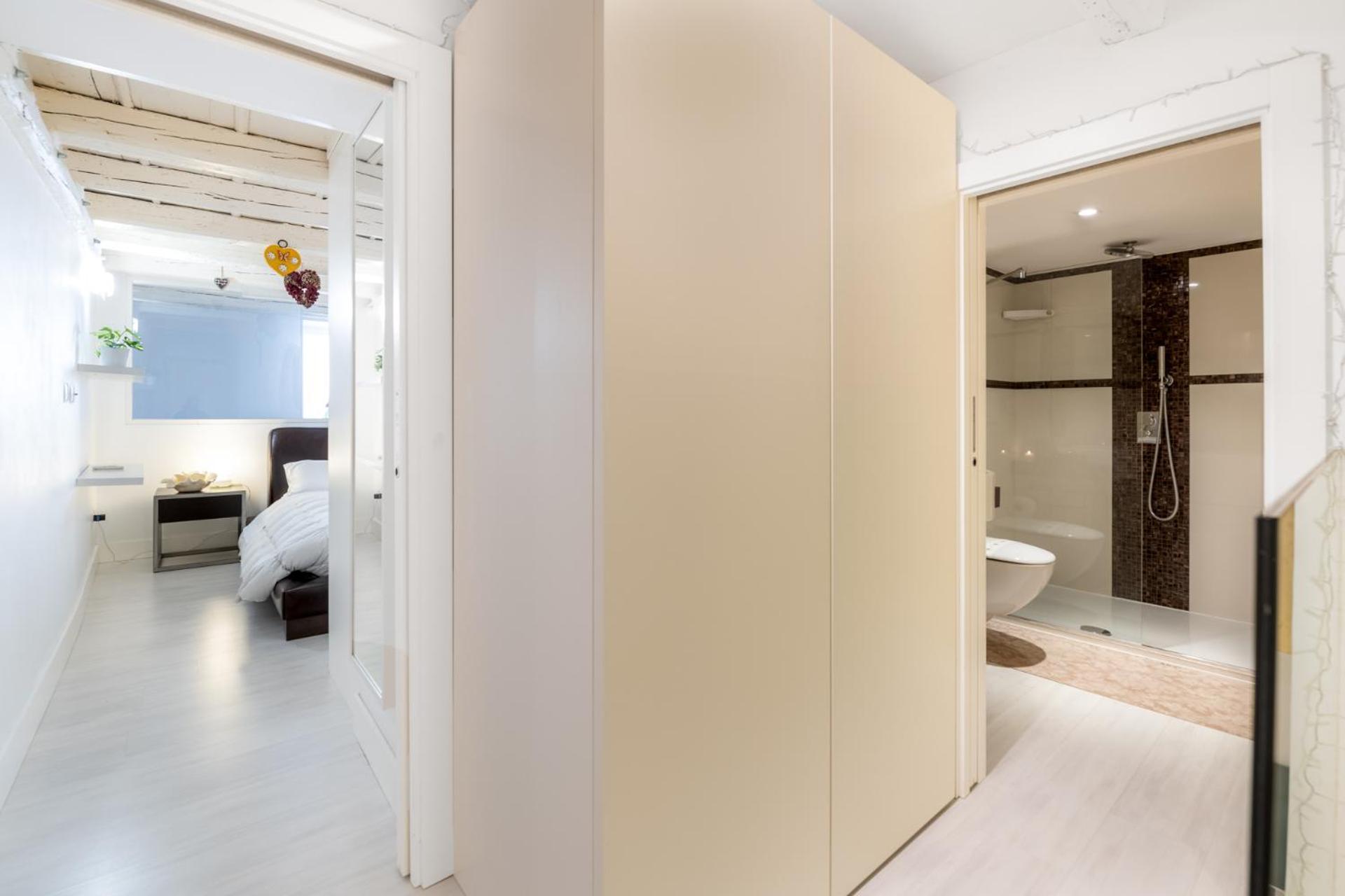 Riccardo Luxury Apartment Барі Екстер'єр фото