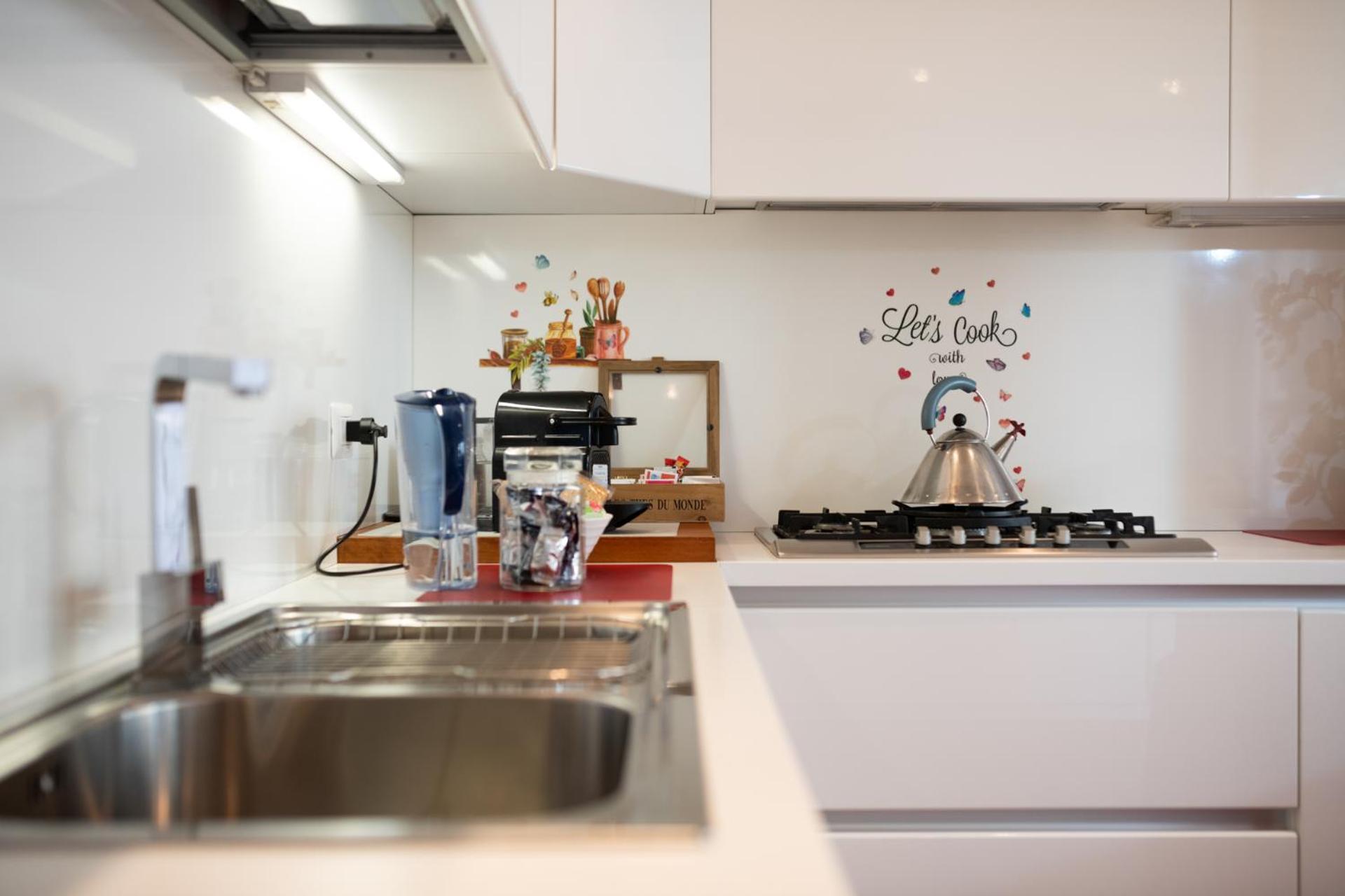 Riccardo Luxury Apartment Барі Екстер'єр фото